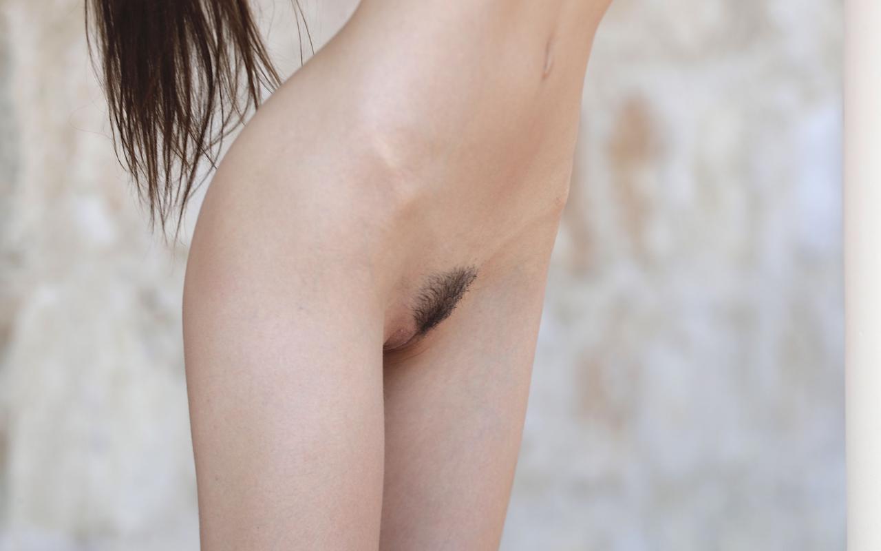 ashley mur, leona, leona a, leona mia, nude, trimmed pussy