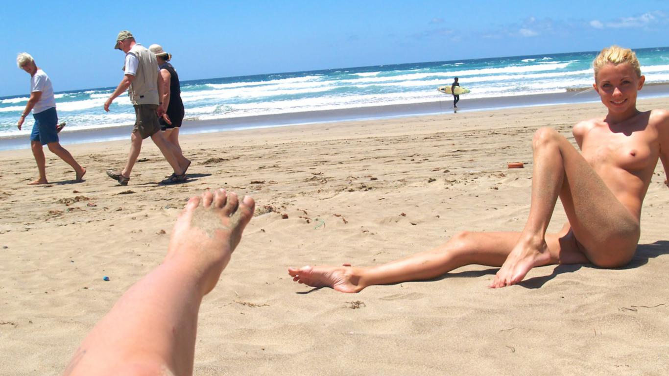 blonde, nude, slim, smile, public, beach, public, surfer