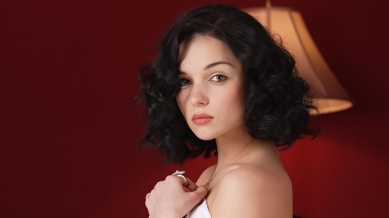 jenya d, katie fey, jenya k, eugenia, eugenia diordiychuk, brunette, sexy girl, adult model, lovely face, view, look, portrait, yevgeniya diordiychuk, playboy, playmate of the year