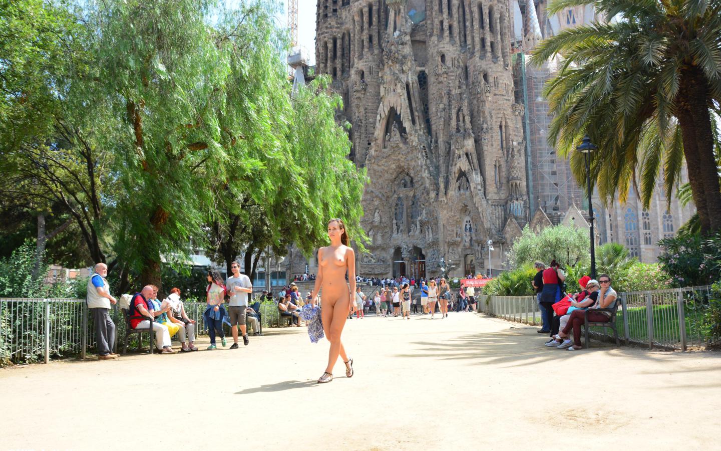 jenny appach, nude, girl, tits, barcelona, shaved pussy, public