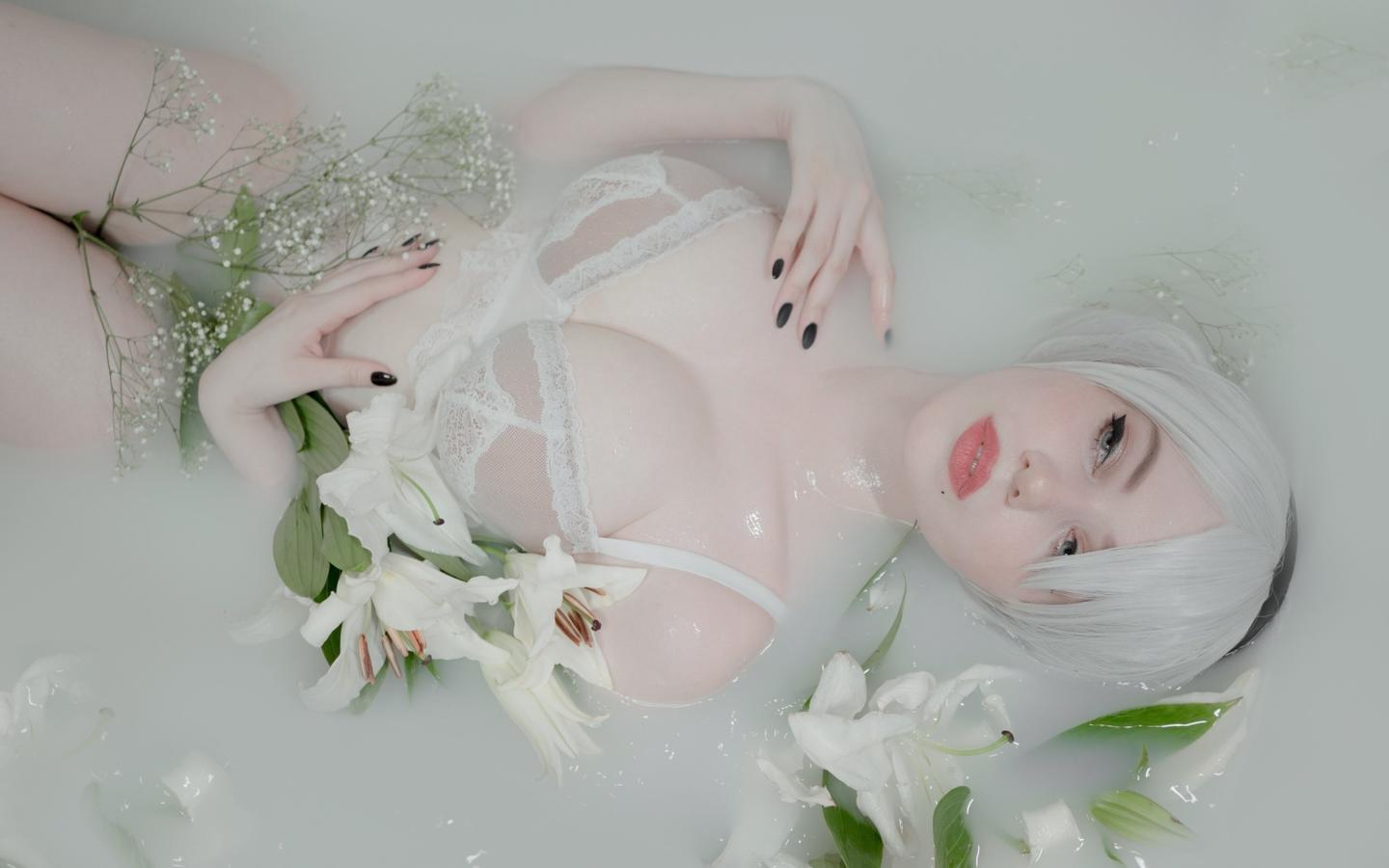 alina becker, white hair, milk, cleavage, boobs, big tits, wet