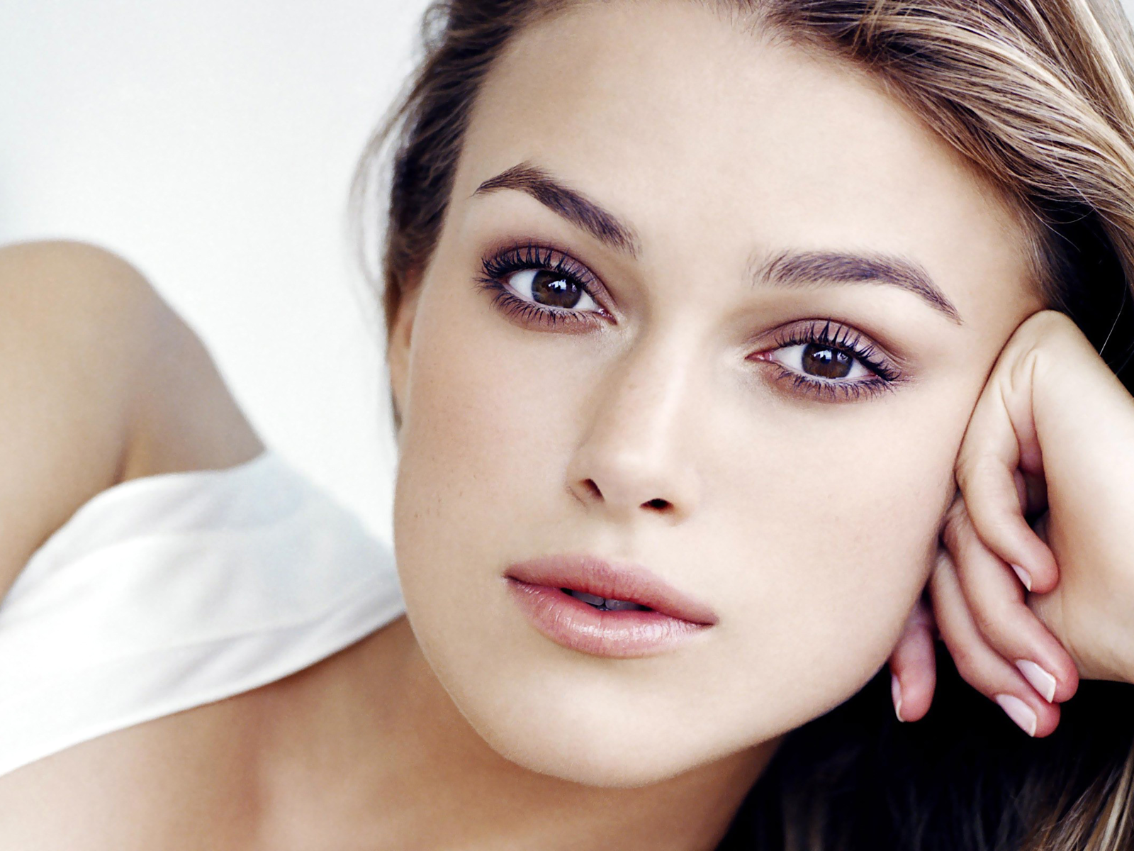 keira knightley, actress, beautiful, brunette, lips, face, british