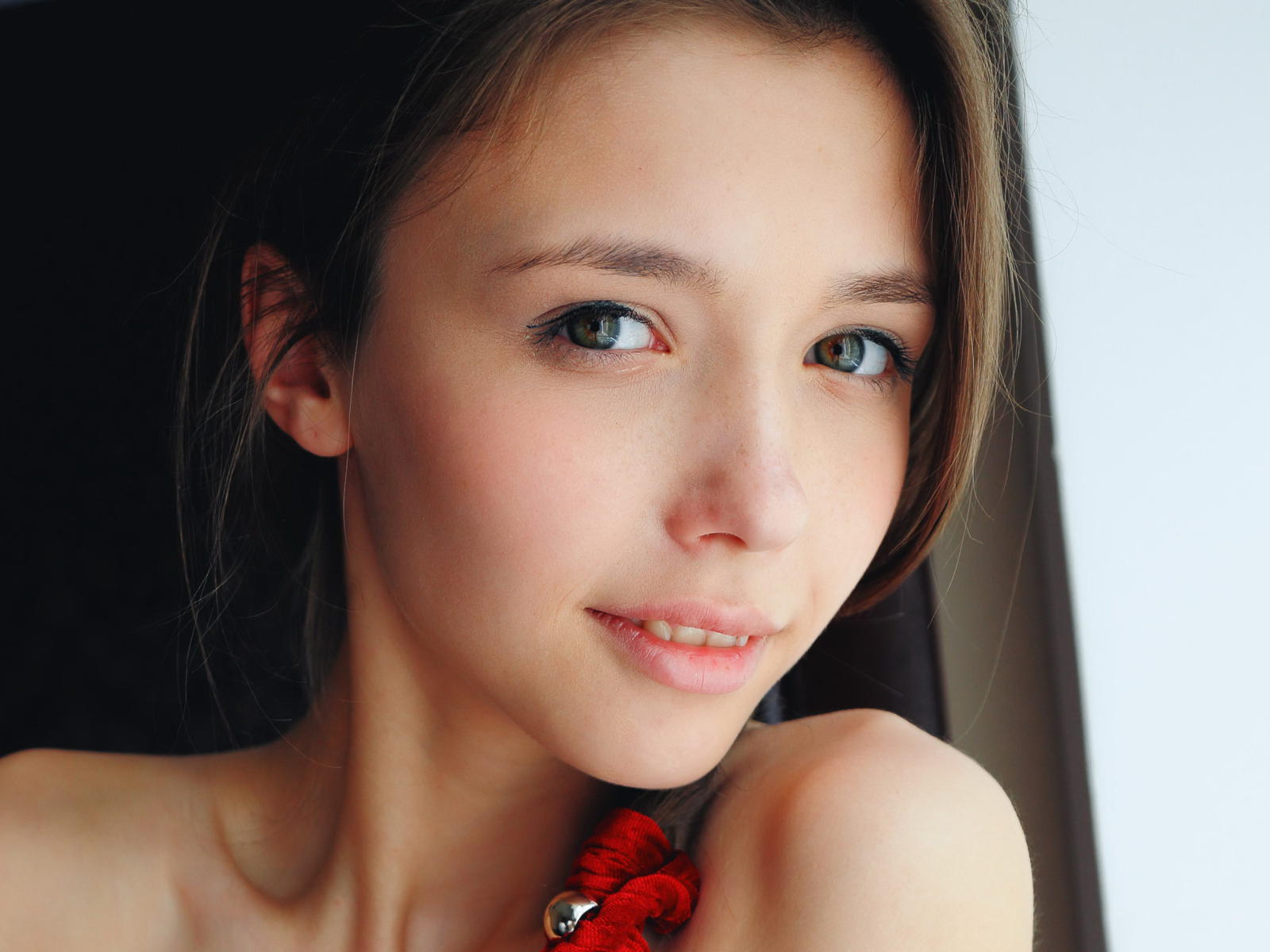 mila d, mila, mila azul, cute face