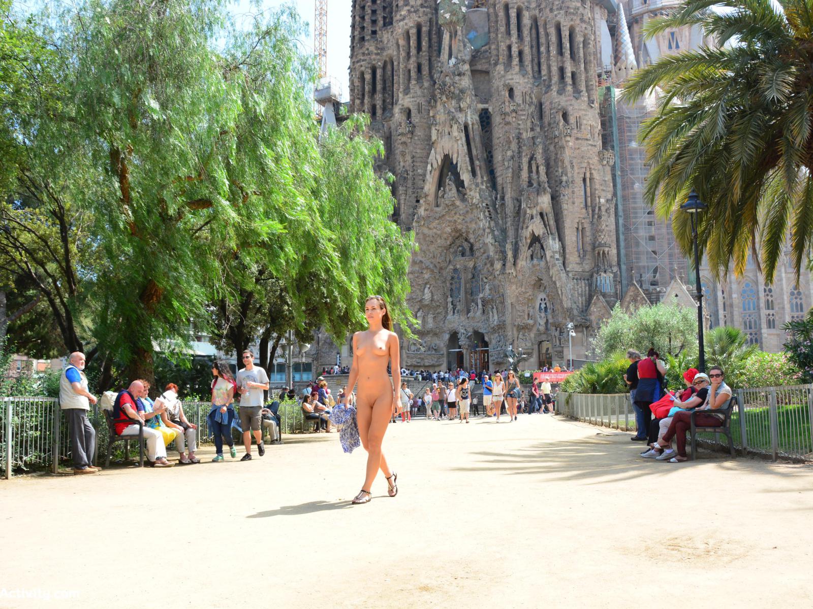 jenny appach, nude, girl, tits, barcelona, shaved pussy, public