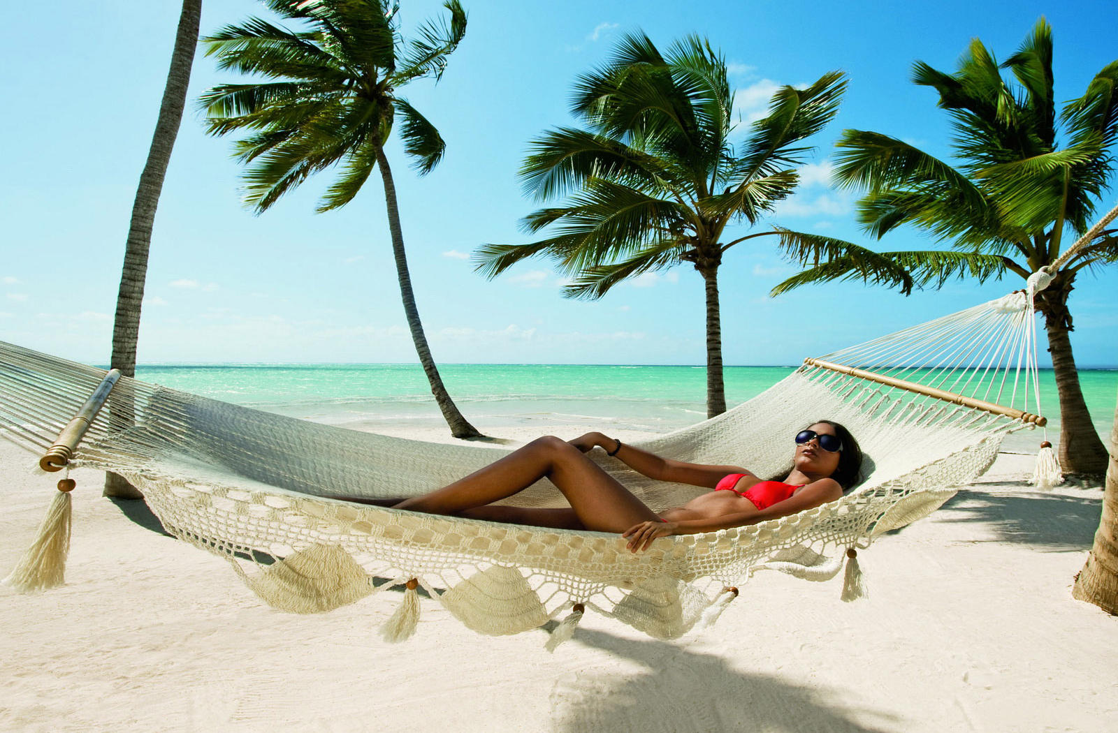 brunette, bikini, glasses, sexy, palms, sea, beach, sand