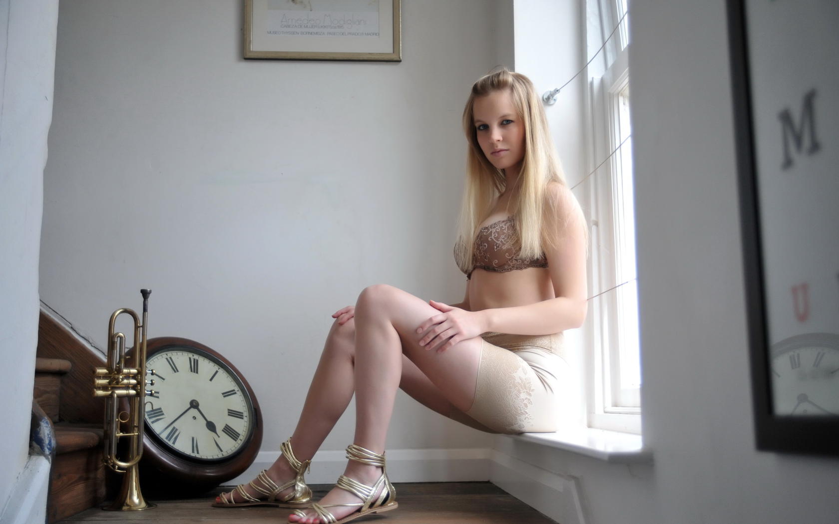 girls, lingerie, tits, models, blonde, malisa moir, clock, trumpet, rose delight