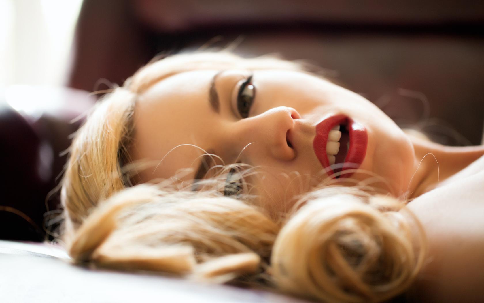 lexi belle, sexy girl, view, look, lips, eyes, hot, sexy, elegant