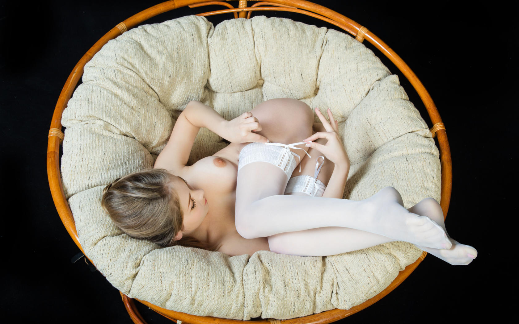 jeff milton, hi-q, sexy, naked, amazing, beauty, gorgeous, cute, hot, beautiful, model, legs, tits, natural, smile, sexy legs, sexy girl, chair, tights, stockings