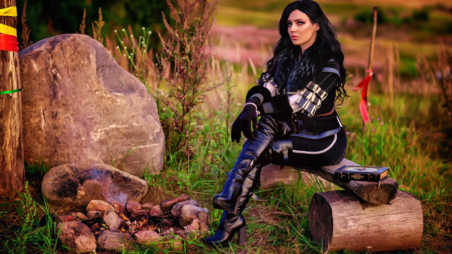 brunette, cosplay, outdoor, thight clothes, erotic, yennefer of vengerberg, babes in boots, overknee boots